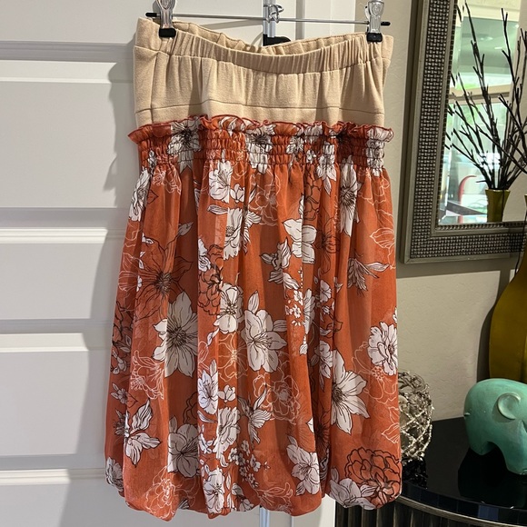 THEME Strapless Dress - Picture 2 of 3